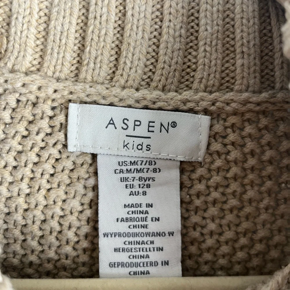 Aspen Kids Tan Knit Turtleneck Sweater And Faux Fur size 7/8